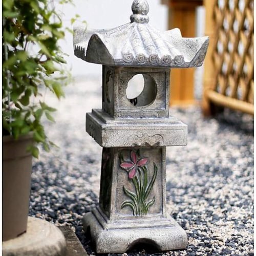 Outdoor Garden Solar Energy Pagoda Ornament， Japanese Chinese Oriental Resin Decor Courtyard landscape